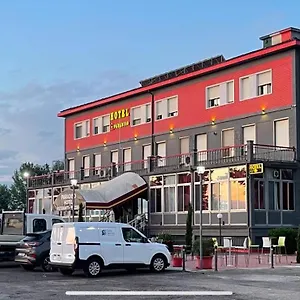 Paradiso Hotel